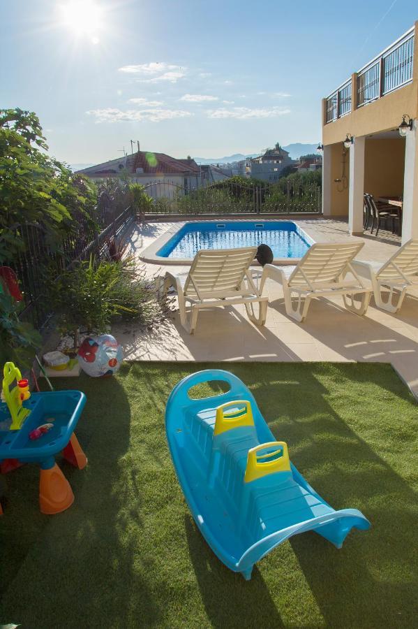 Apartments Max&Leon Podstrana Exterior foto